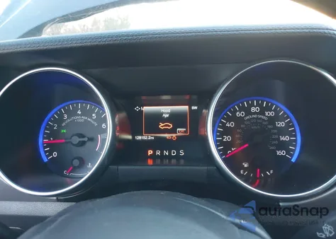 2018 Ford Mustang Ecoboost Premium из США, поврежденный, VIN 1FATP8UH8J5142453